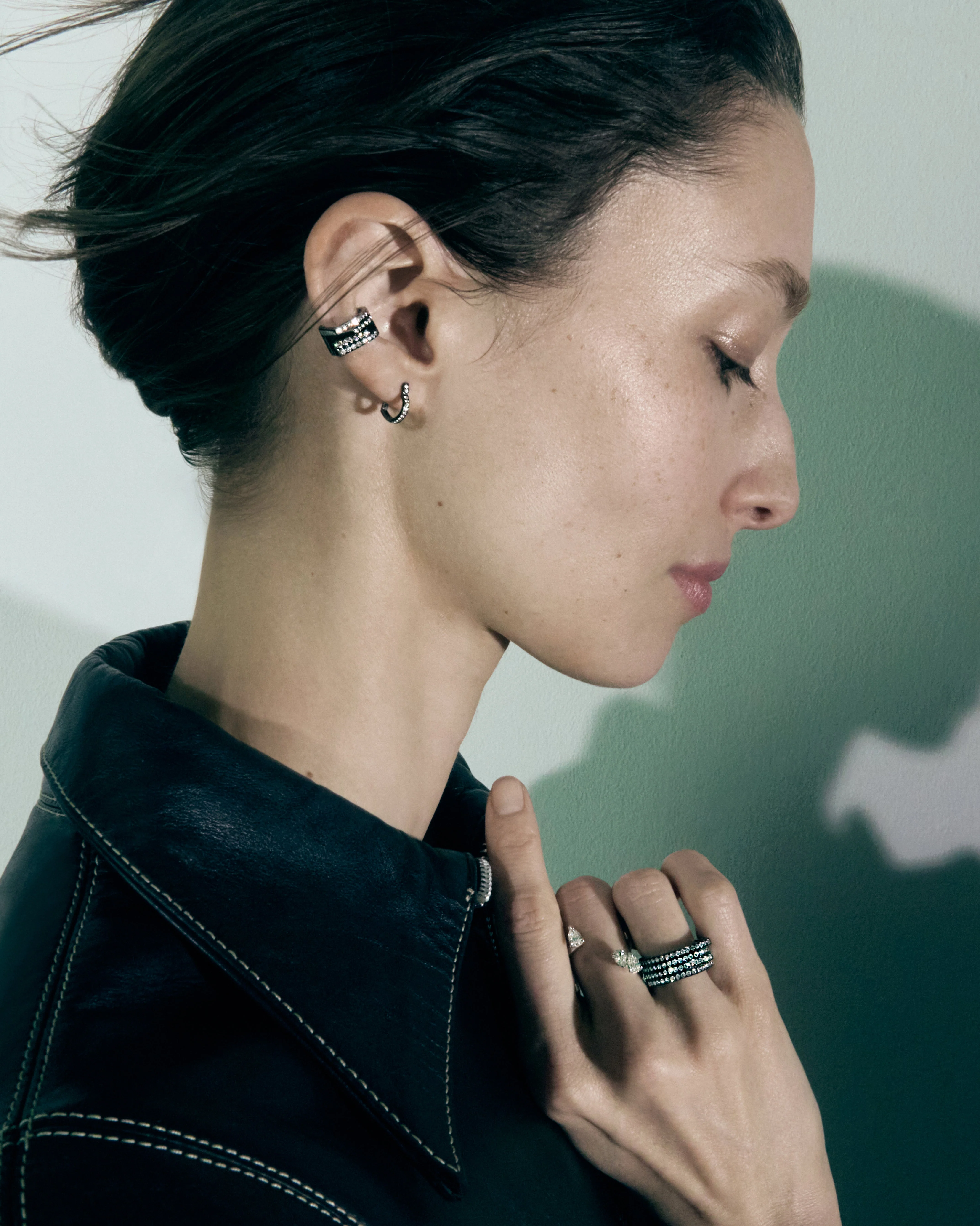 Antifer 4-row earcuff - Image 3